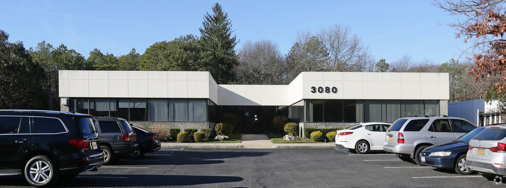 3080 Route 112, Medford, NY for lease - Primary Photo - Image 1 of 9