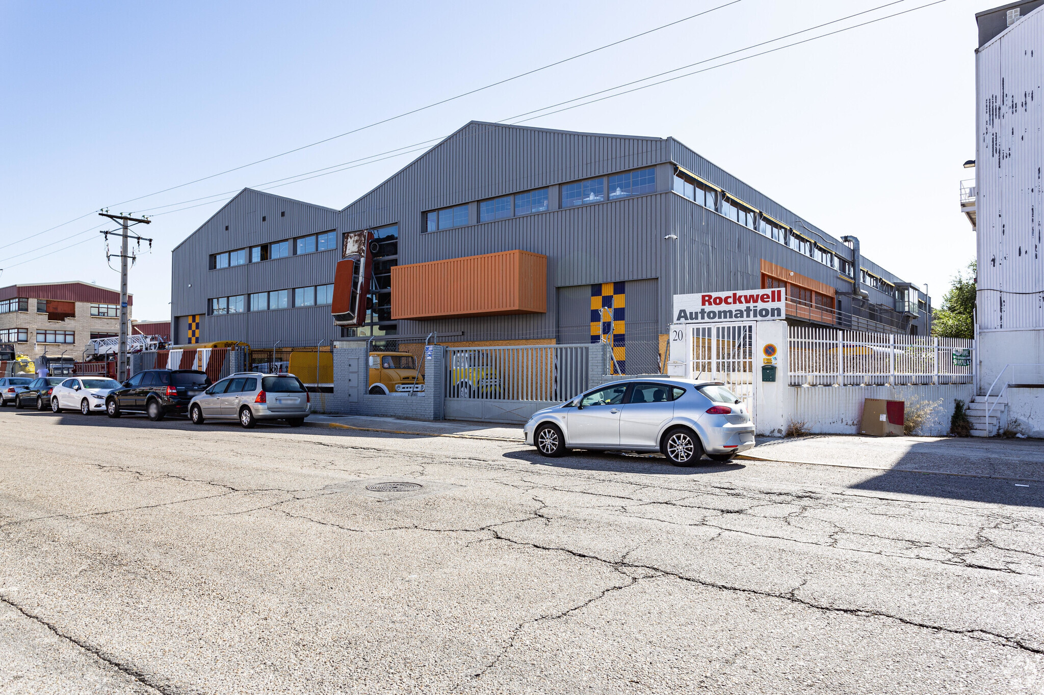 Industrial in Leganés, MAD for sale Building Photo- Image 1 of 3