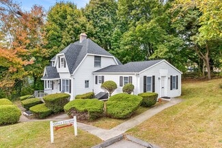 More details for 143 Boston Post Rd, Waterford, CT - Office for Sale