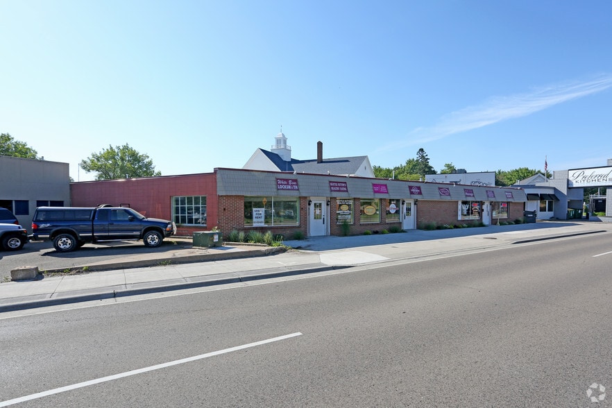 4711-4723 Clark Ave, White Bear Lake, MN for lease - Primary Photo - Image 3 of 3