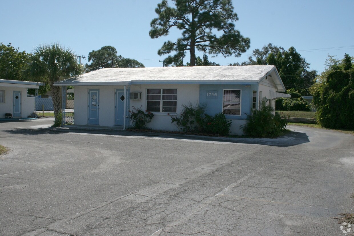 1746 S Tamiami Trl, Venice, FL for sale Building Photo- Image 1 of 1
