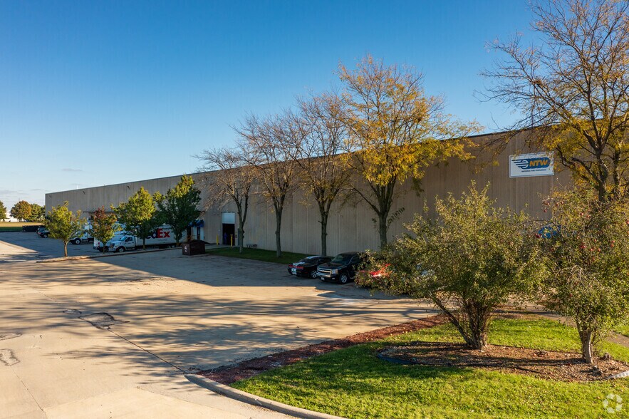 2551 W College Ave, Normal, IL for sale - Primary Photo - Image 1 of 1