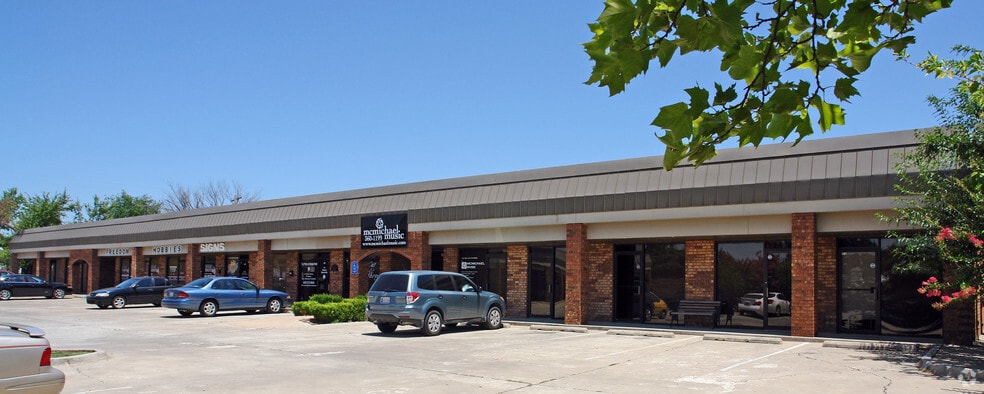 1005 N Flood Ave, Norman, OK for lease - Building Photo - Image 3 of 10