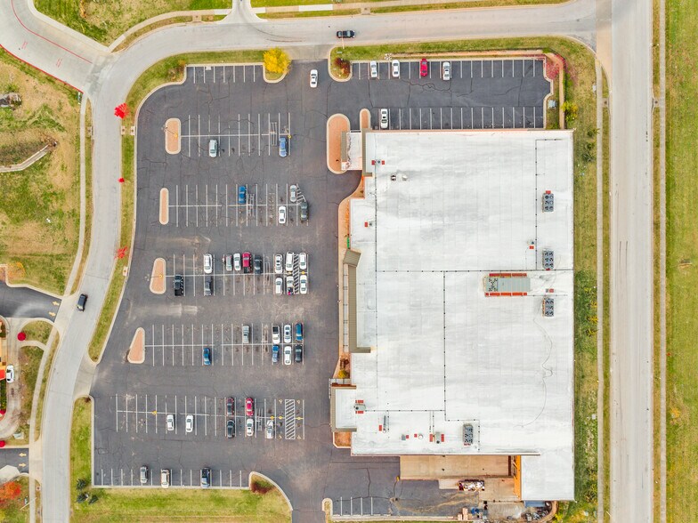 335 N Nolting Ave, Springfield, MO for sale - Aerial - Image 1 of 1