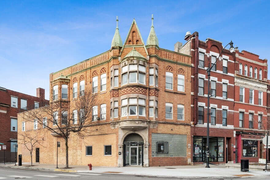 1870 S Blue Island Ave, Chicago, IL 60608