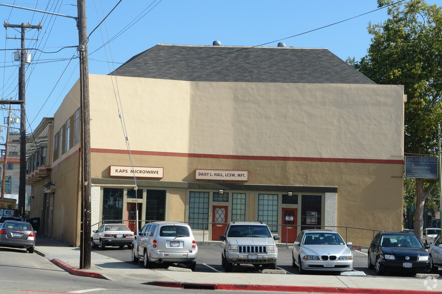 4609-4695 Telegraph Ave, Oakland, CA for lease - Building Photo - Image 3 of 16