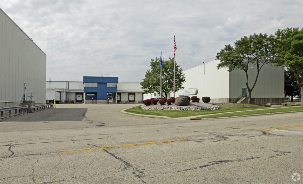 230 Collins Rd, Jefferson, WI 53549