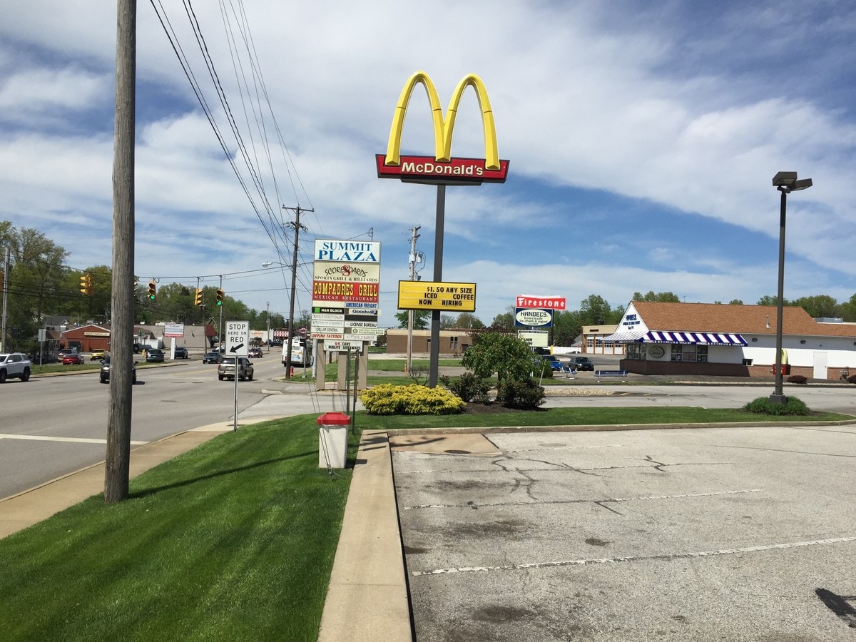 10333 Northfield Rd, Northfield, OH 44067