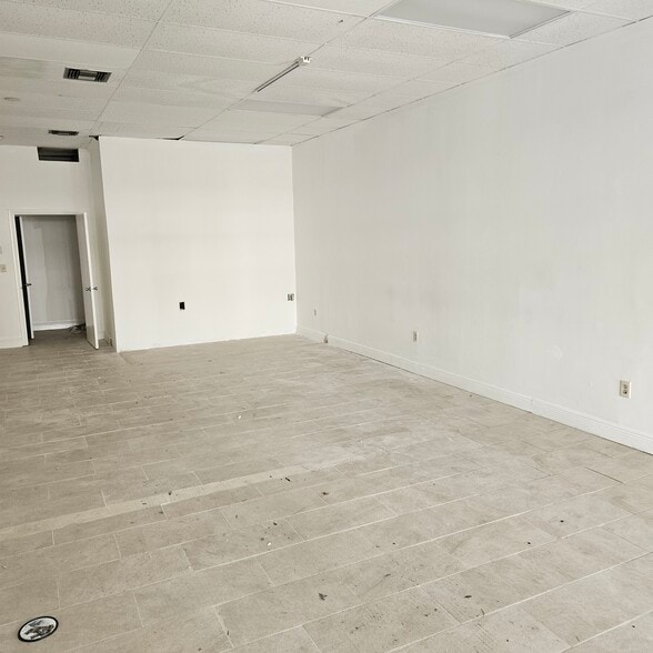 3100-3150 N Federal Hwy, Lighthouse Point, FL for lease - Interior Photo - Image 3 of 17