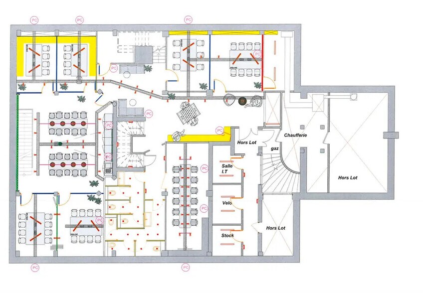 Office in Paris for lease - Building Photo - Image 3 of 5