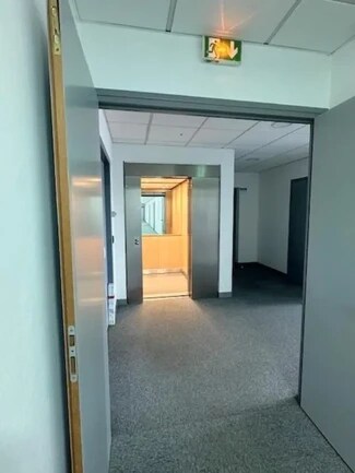 More details for Rue Des Frères Lumière, Plaisir - Office for Lease