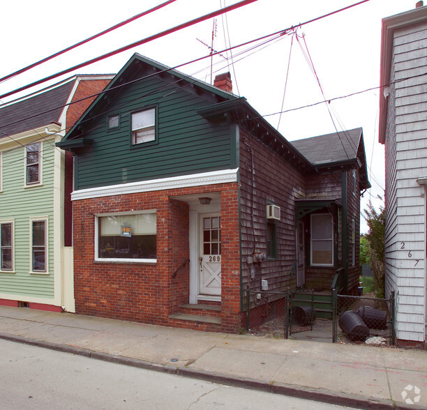 269 Spring St, Newport, RI for sale - Primary Photo - Image 1 of 1