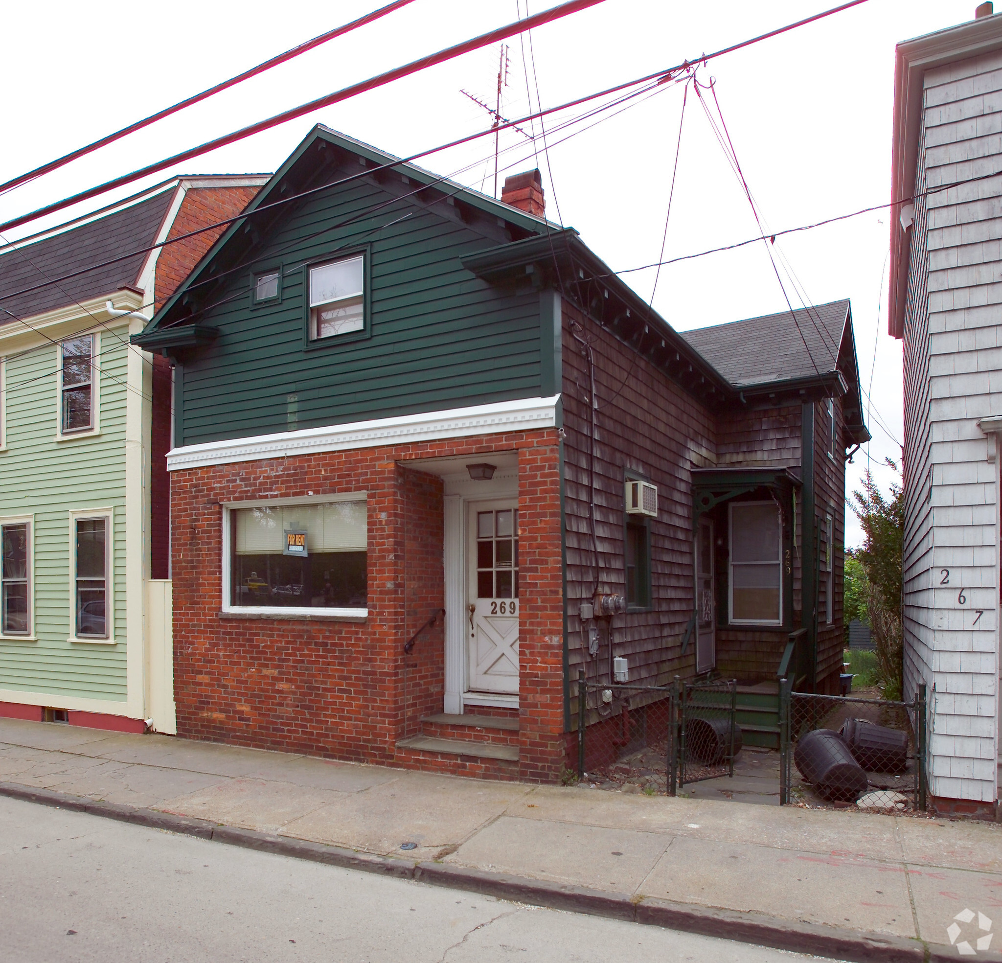 269 Spring St, Newport, RI for sale Primary Photo- Image 1 of 1