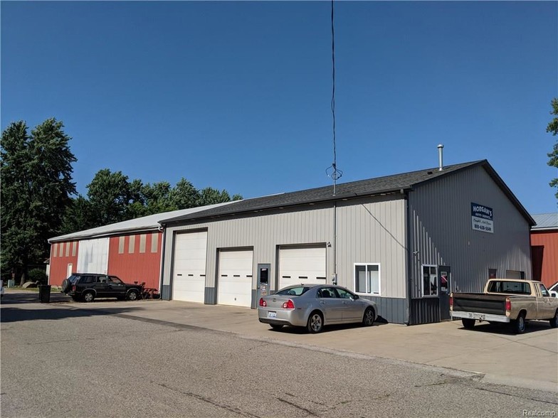 9449 Genesee St, New Lothrop, MI for sale - Building Photo - Image 1 of 1