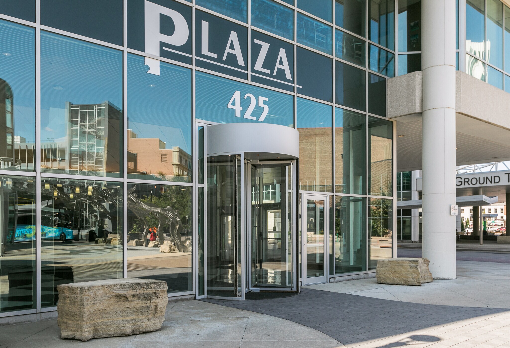 425 2nd St SE, Cedar Rapids, IA for sale Building Photo- Image 1 of 1