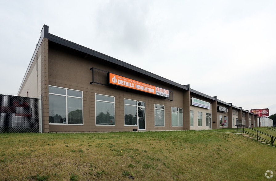 7903 Argyll Rd NW, Edmonton, AB T6E 4N7