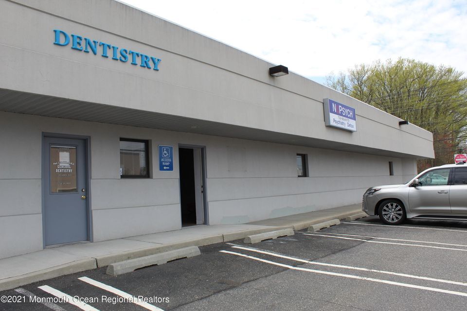 1915 State Route 35, Oakhurst, NJ for sale Building Photo- Image 1 of 1