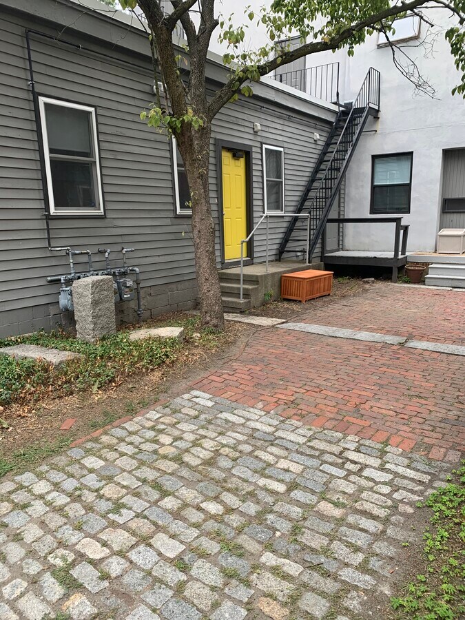 91 Harvey St, Cambridge, MA 02140