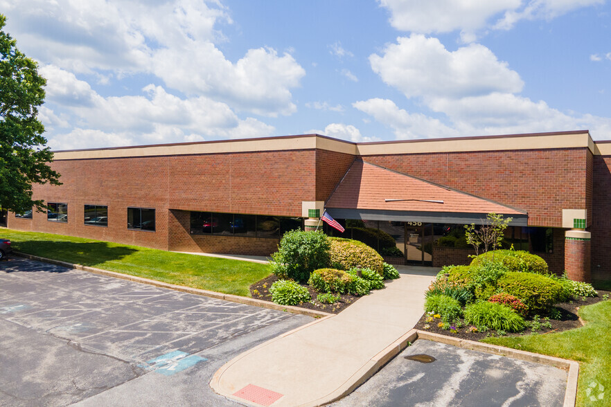 456 Creamery Way, Exton, PA for lease - Building Photo - Image 1 of 6