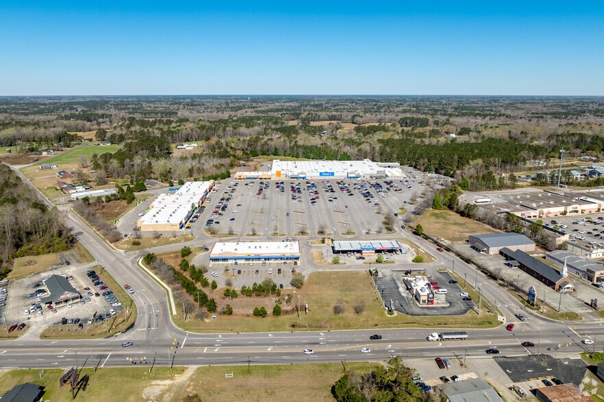 Columbus Corners | Value-Add Center portfolio of 3 properties for sale on LoopNet.com - Aerial - Image 2 of 23