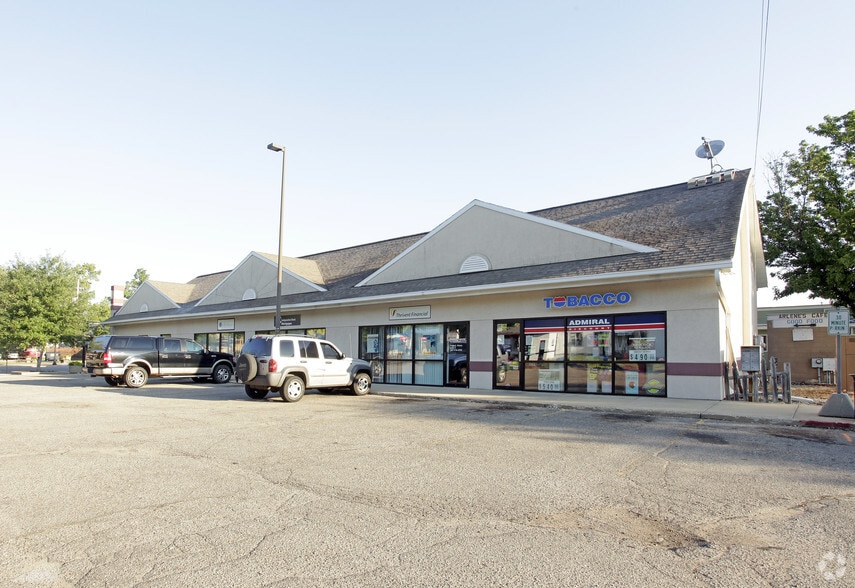 131 S Main St, Plainwell, MI for lease - Building Photo - Image 1 of 6