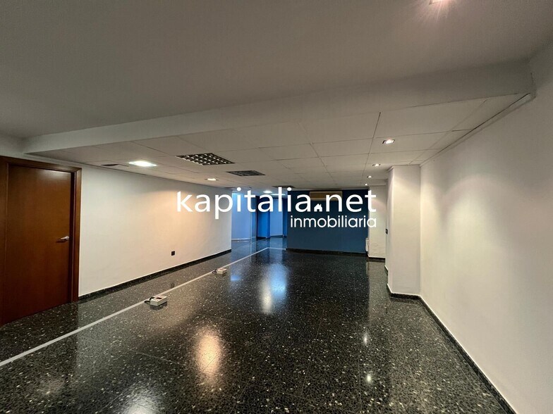 Office in Ontinyent, Valencia for sale - Building Photo - Image 3 of 18