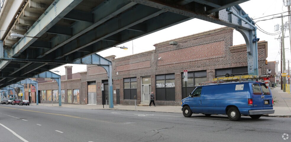 4122-4150 Kensington Ave, Philadelphia, PA for lease - Primary Photo - Image 1 of 6