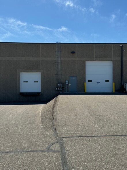 14608 Felton Ct, Apple Valley, MN for lease - Building Photo - Image 3 of 17