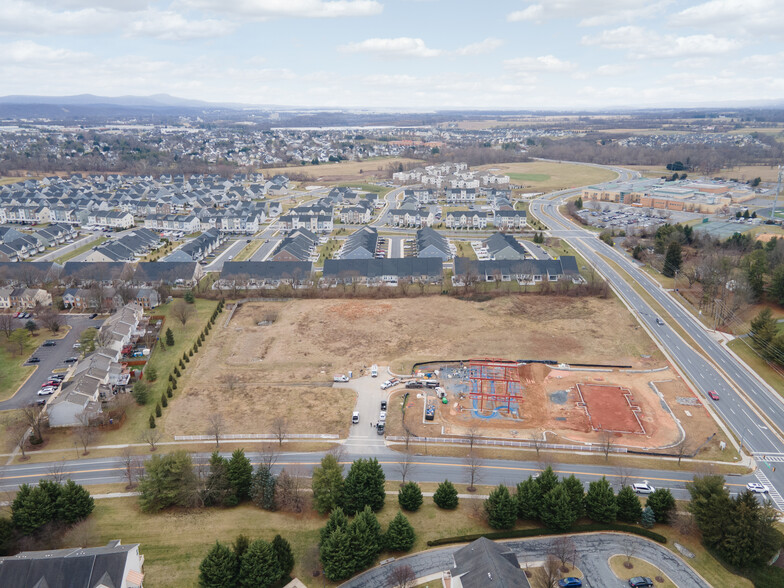 6499 Corporate Dr, Frederick, MD for sale - Building Photo - Image 3 of 6