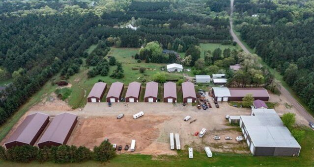 E1571 Stratton Lake Rd, Waupaca, WI for sale - Primary Photo - Image 1 of 1