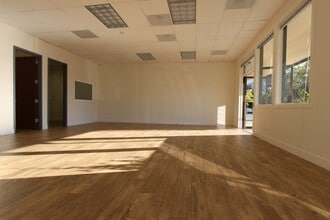 2483 Old Middlefield Way, Mountain View, CA for lease Interior Photo- Image 2 of 3