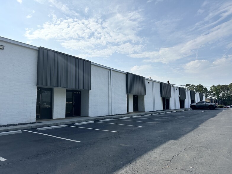 4303 Pleasantdale Rd, Doraville, GA for lease - Building Photo - Image 1 of 5