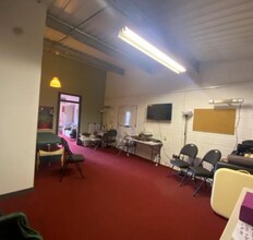 Carmondean Centre S, Livingston for lease Interior Photo- Image 2 of 4