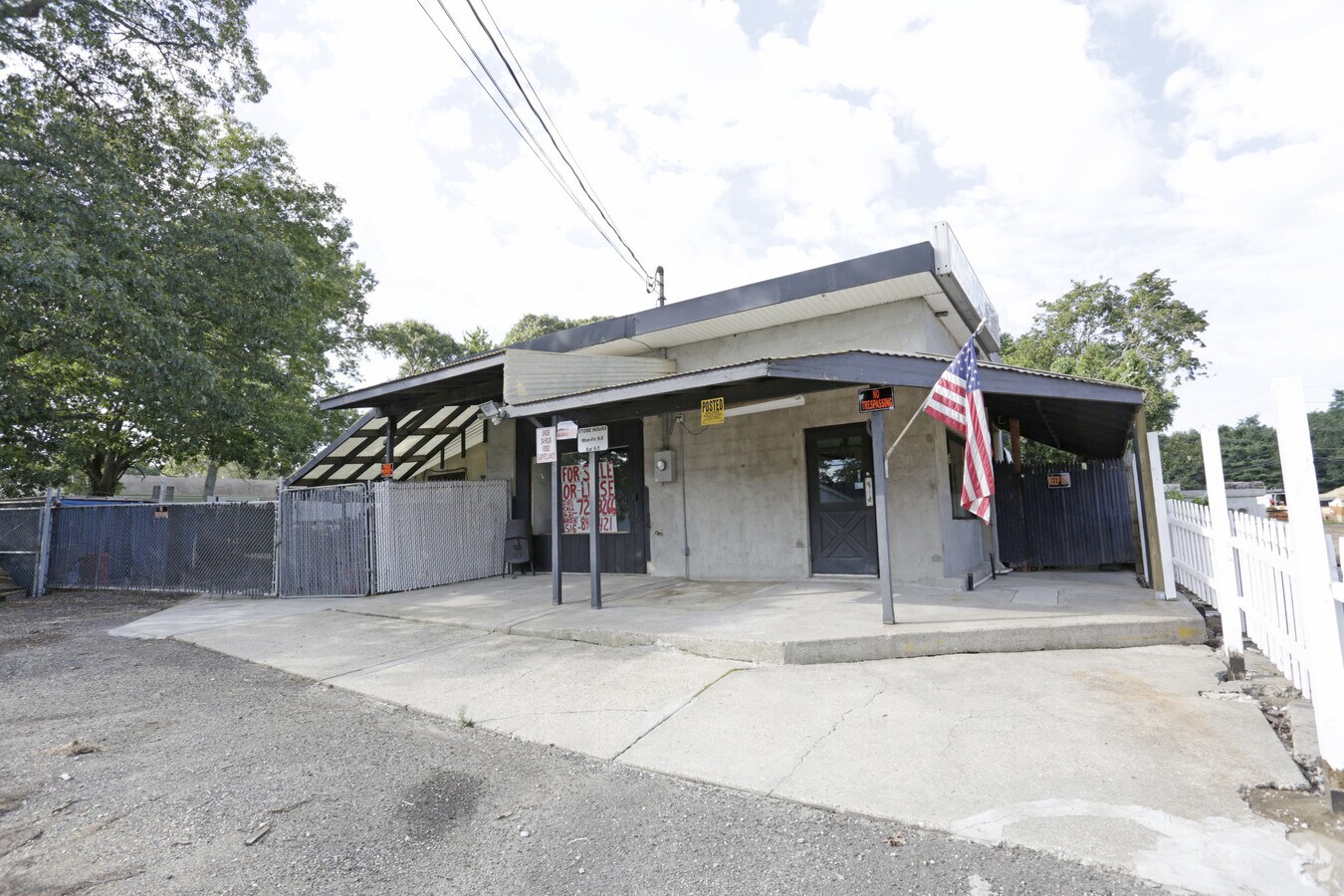 318 Smithtown Blvd, Nesconset, NY 11767