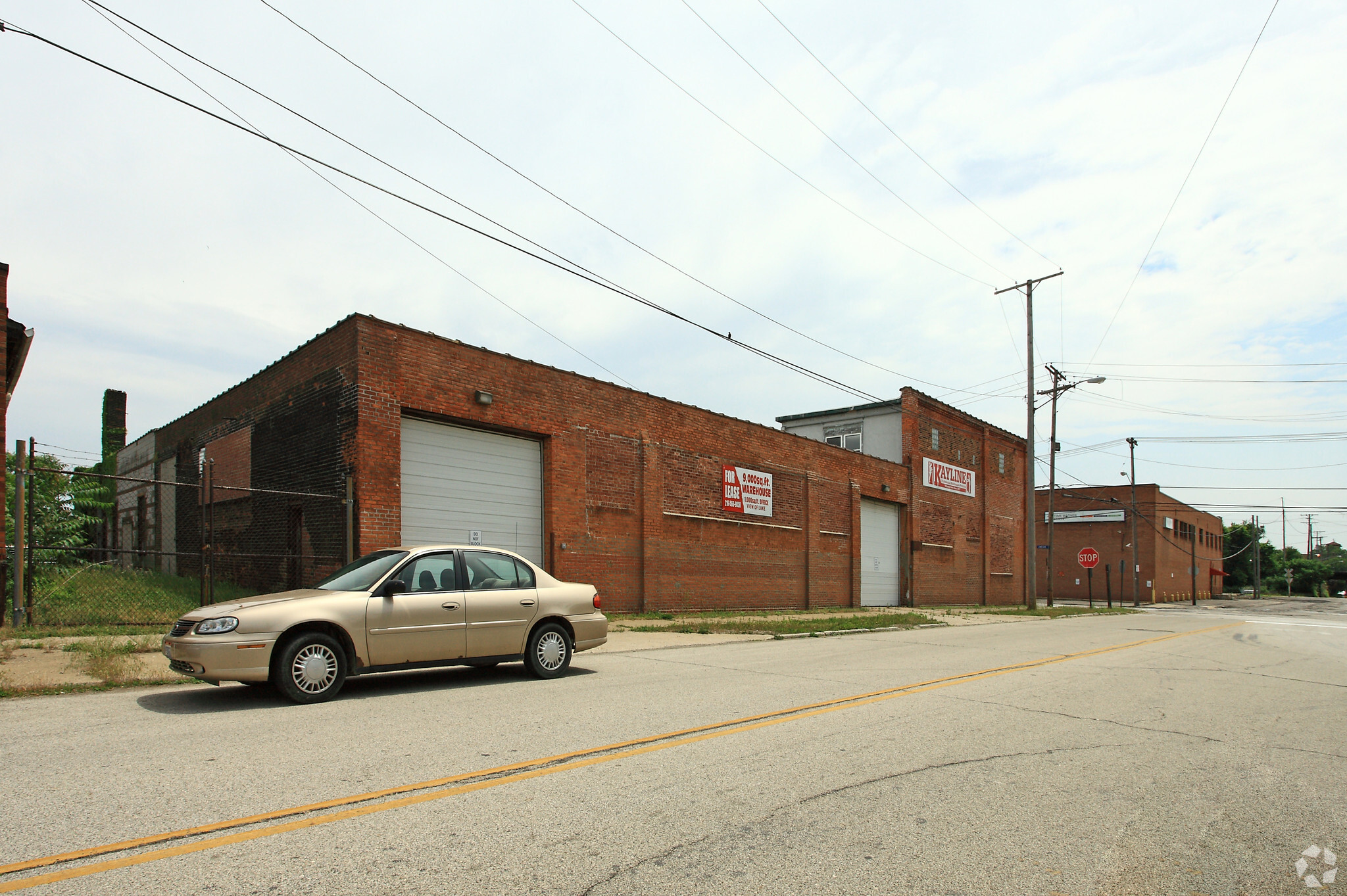 3301-3303 Lakeside Ave E, Cleveland, OH for lease Building Photo- Image 1 of 2