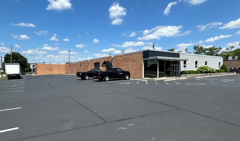 3190 Kettering Blvd, Dayton, OH for lease - Building Photo - Image 1 of 3