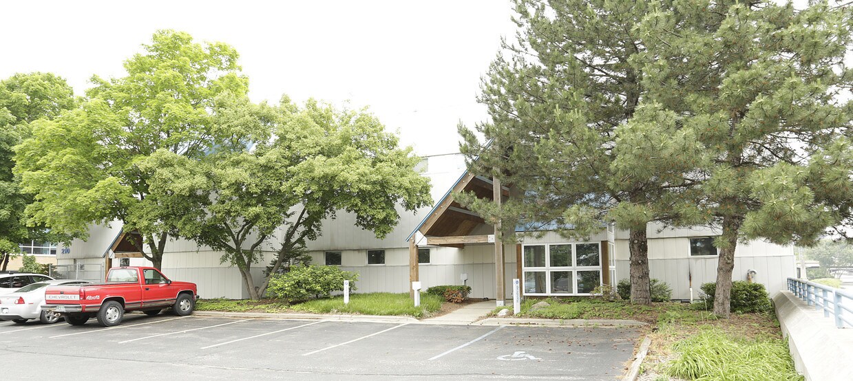 210 Front Ave SW, Grand Rapids, MI for sale Other- Image 1 of 1