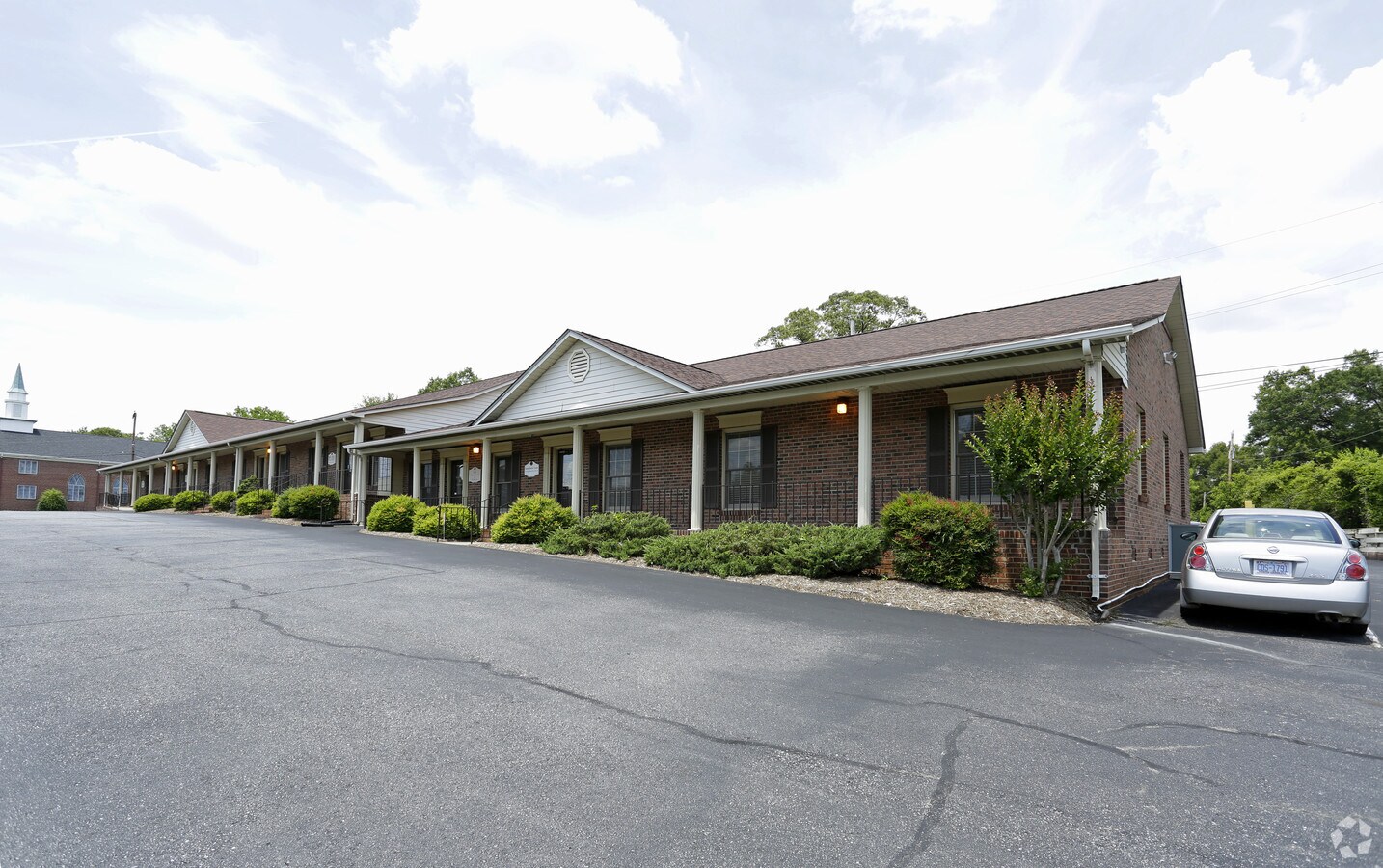 1302 E Garrison Blvd, Gastonia, NC 28054