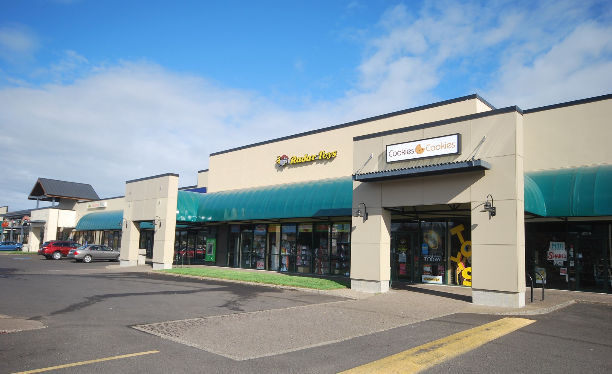 30013169 W 11th Ave, Eugene, OR 97402 Marketplace West