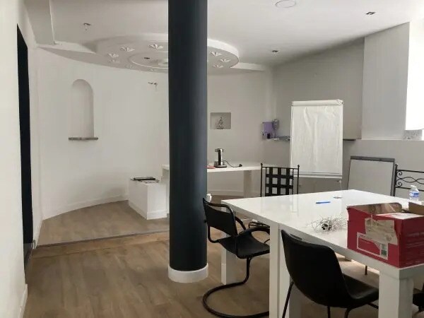 Office in Perpignan for sale - Interior Photo - Image 3 of 4