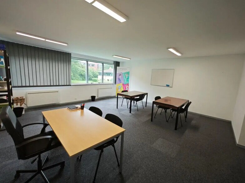 Office in VILLENEUVE-D'ASCQ for lease - Interior Photo - Image 3 of 5