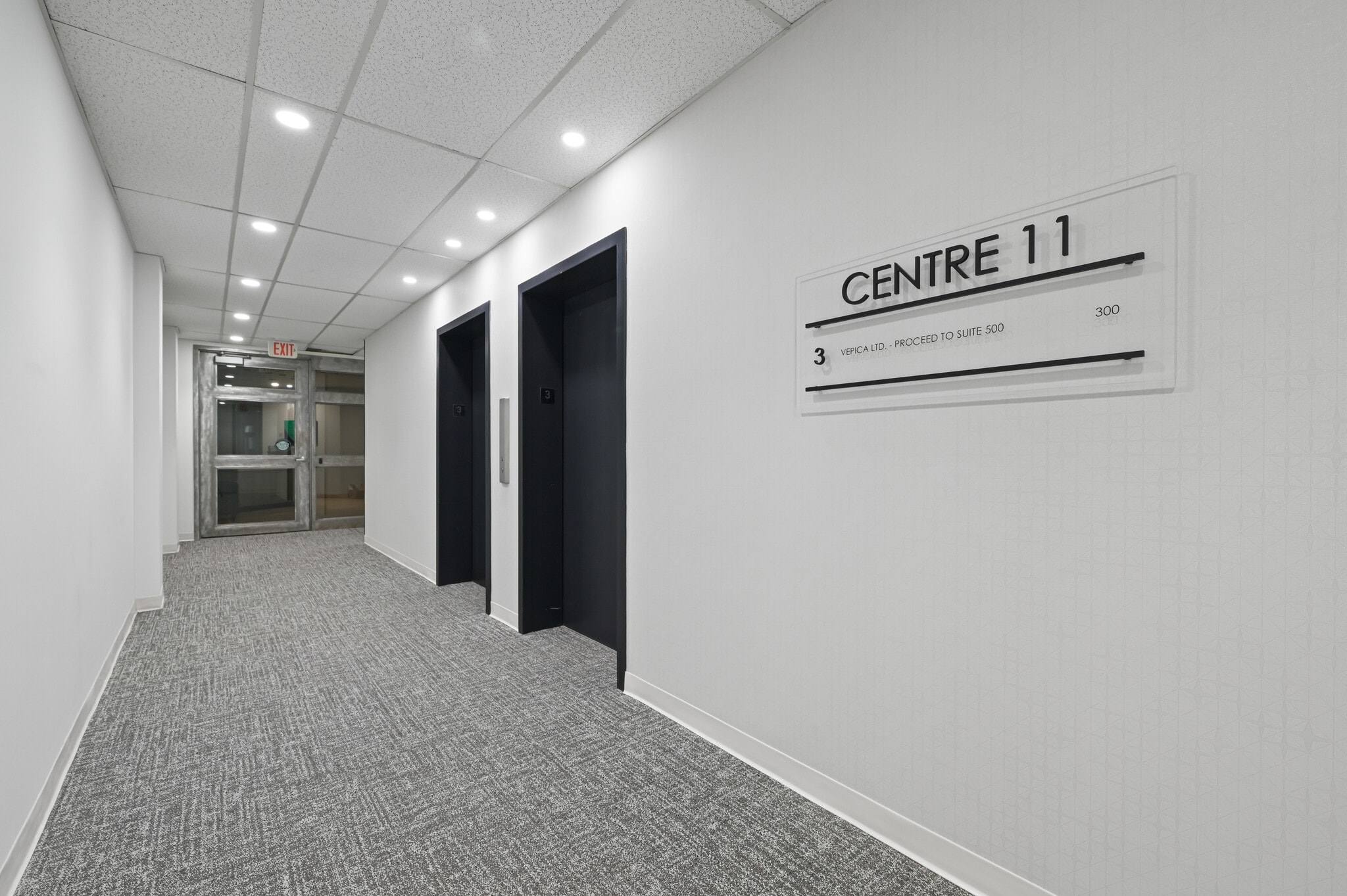 1121 Centre St NW, Calgary, AB for lease Building Photo- Image 1 of 7