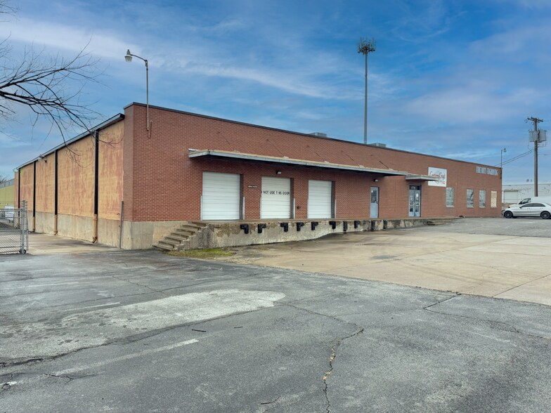 6716 E 12th St, Tulsa, OK for sale - Building Photo - Image 1 of 1