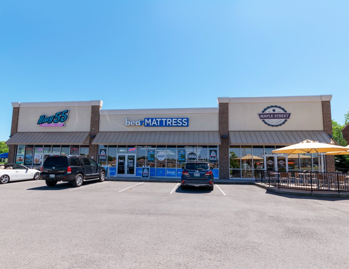 9314 Kingston Pike, Knoxville, TN 37922