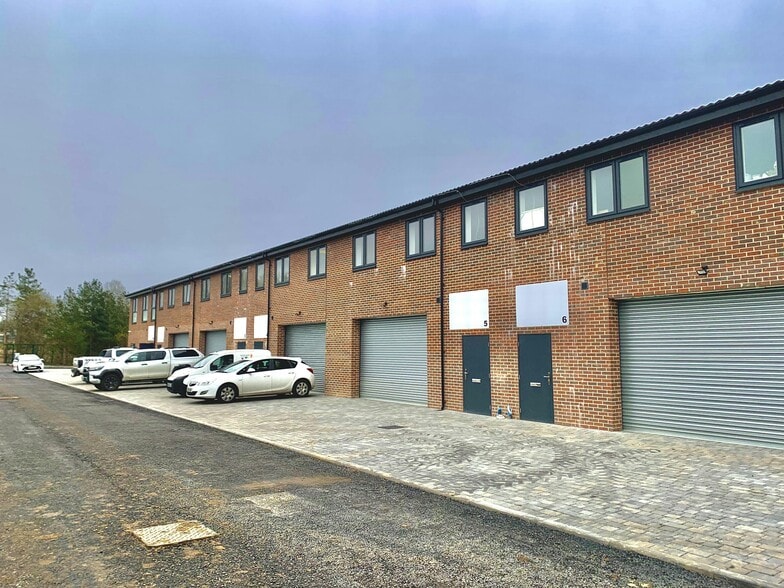 Gresley Road Peterlee SR8 2LU, Peterlee for lease - Building Photo - Image 3 of 9