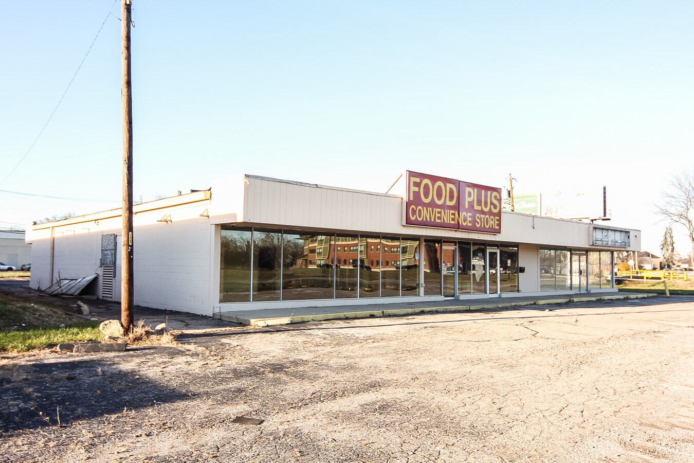 4449 Allisonville Rd, Indianapolis, IN 46205