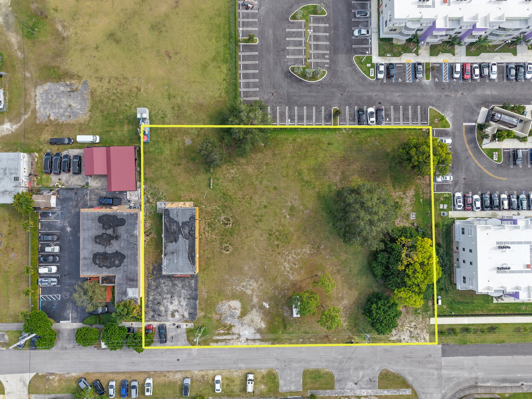 14551 Carver Dr, Miami, FL for sale Primary Photo- Image 1 of 5