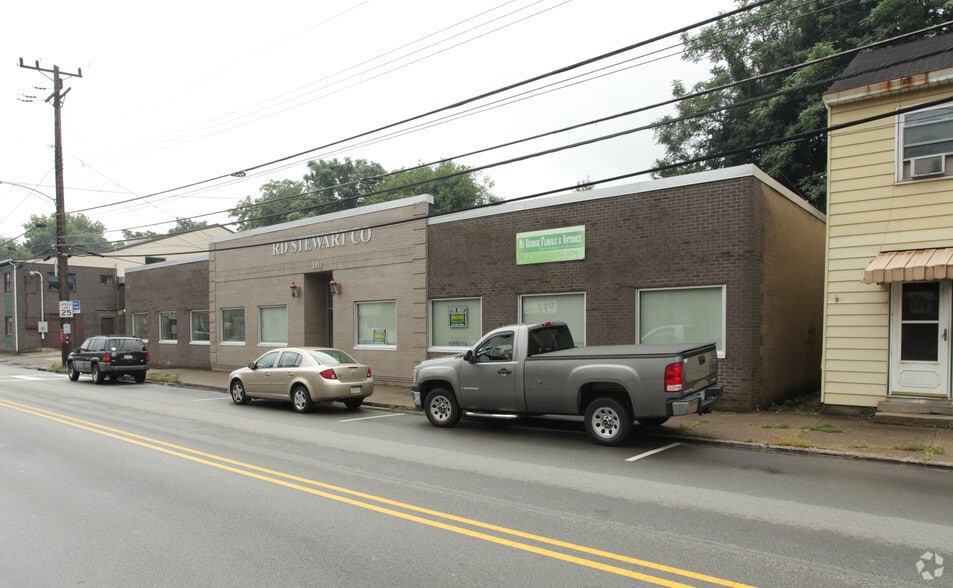 1881 Main St, Sharpsburg, PA for sale - Building Photo - Image 2 of 4