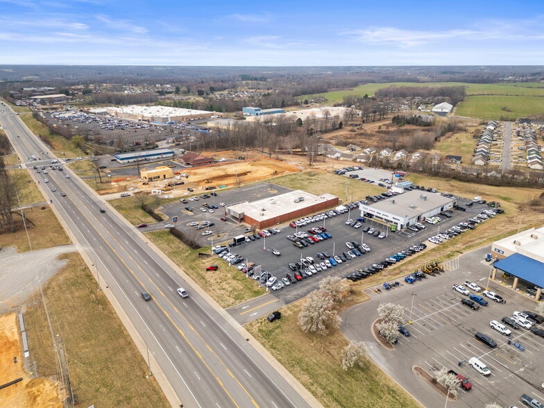 3450 Tom Austin Hwy, Springfield, TN for lease - Building Photo - Image 3 of 31