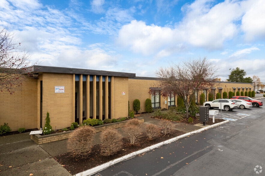 20811 84th Ave S, Kent, WA 98032